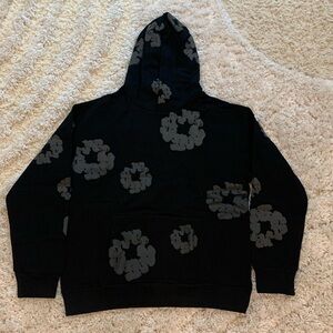 Denim Tears Monochrome Black on black cotton wreath hoodie Men’s size large